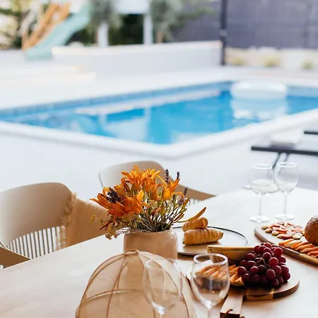 Heated Pool Kalega Apartment *