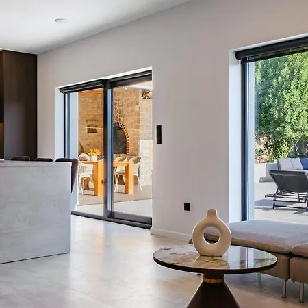 Апартаменти Heated Pool Kalega Спліт