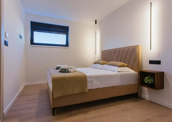 Heated Pool Kalega *