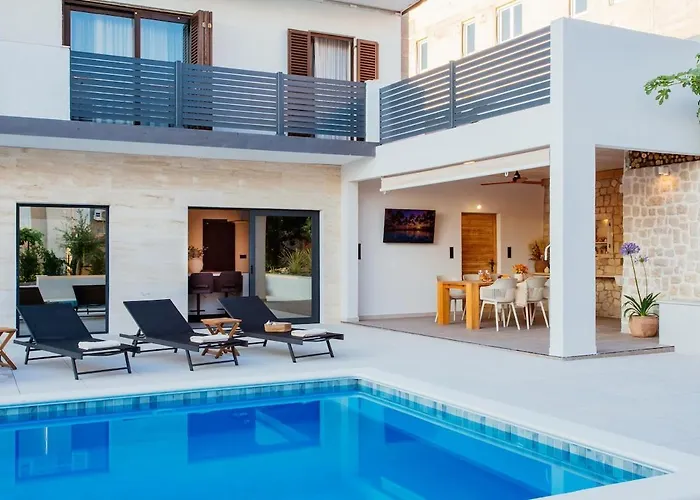 Heated Pool Kalega Apartament