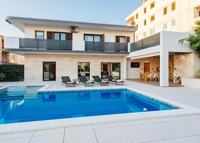 Apartament Heated Pool Kalega