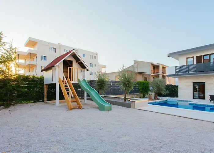 Heated Pool Kalega Apartament *